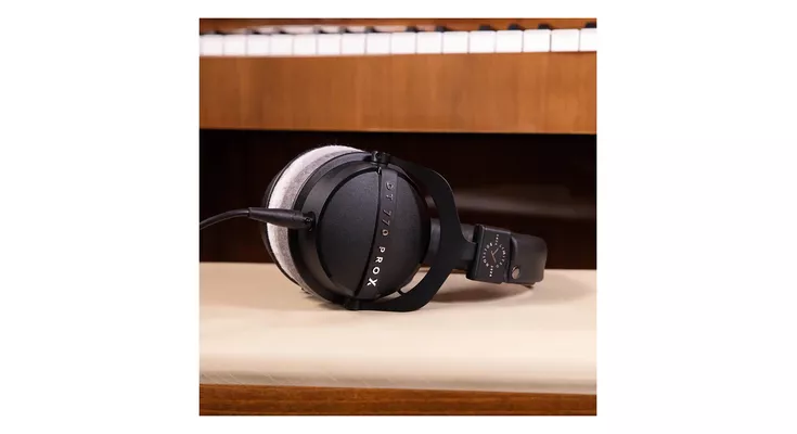 Наушники Beyerdynamic DT 770 Pro X Limited Edition