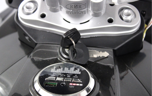 Изображение товара Детский мотоцикл RiverToys М111БХ (черный)