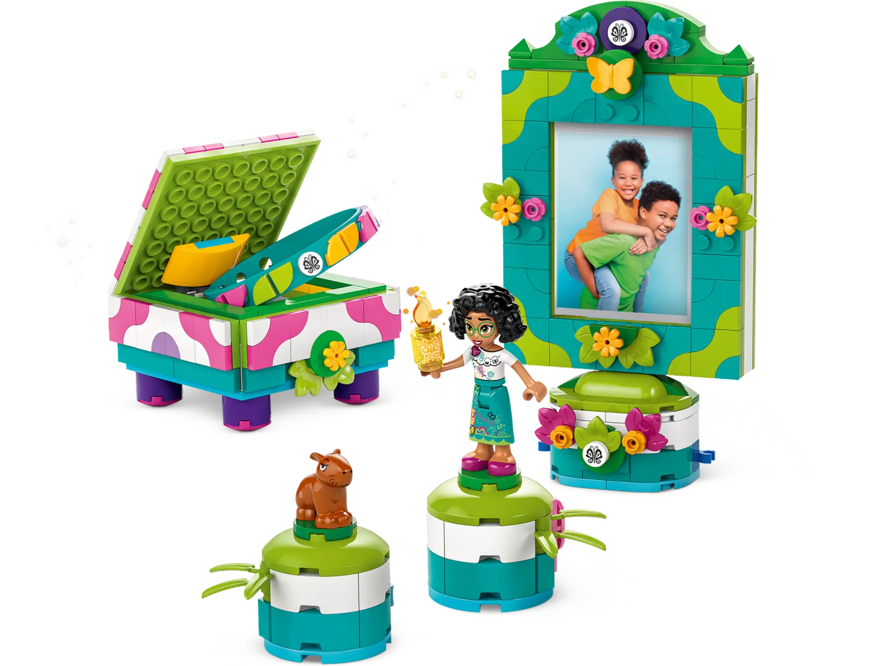 Конструктор Lego Disney Classic  Mirabel's Photo Frame and Jewerly Box / 43239