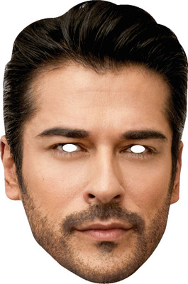 

Маска карнавальная, Бурак Озчивит / 2004