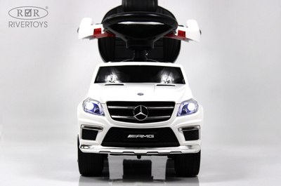 Качалка-каталка RiverToys Mercedes-Benz GL63 / A888AA-H (белый)