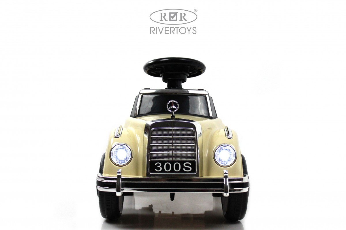 Детский автомобиль RiverToys Mercedes-Benz 300S / LS-128A