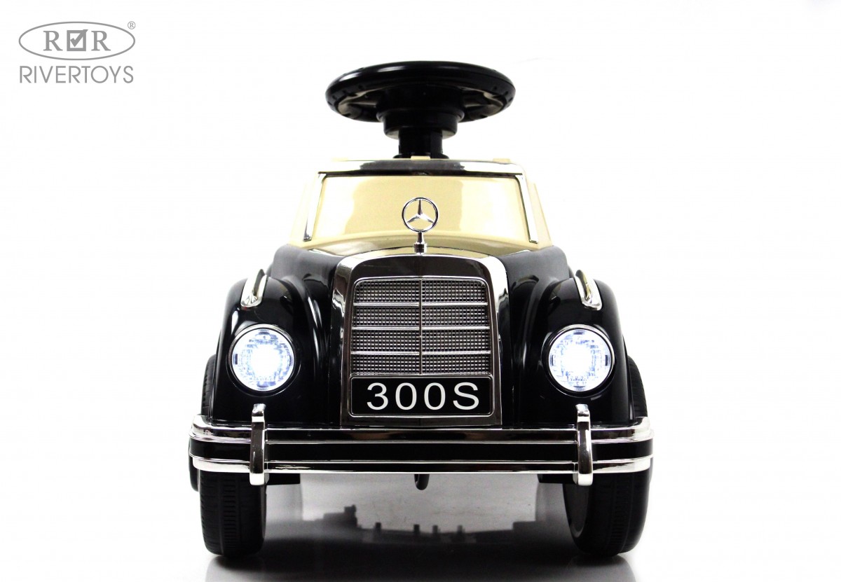 Детский автомобиль RiverToys Mercedes-Benz 300S / LS-128A