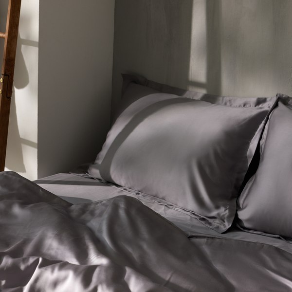 Наволочка Sima-Land Home Tencel 50x70 / 10285298 (серый)