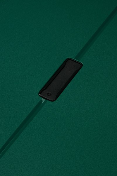 Чемодан на колесах Samsonite Essens KM0*14 001
