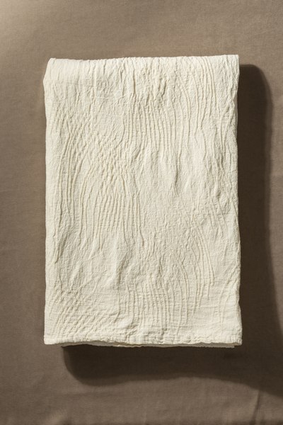 Плед Беларускі лён 140x220 23С28-ШР/у./л.с.уп. (0 Савитри 759/сорт 1)
