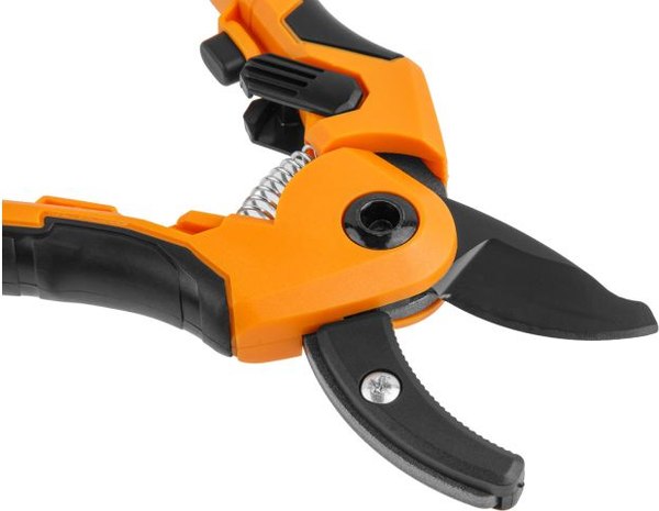 Секатор механический Startul ST6492-01