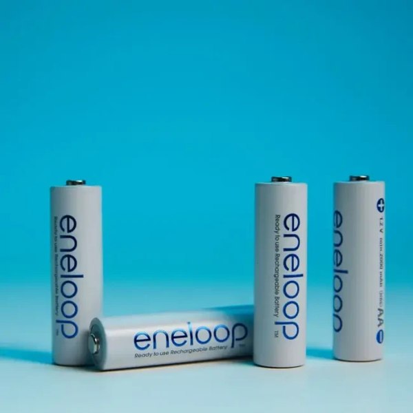Комплект аккумуляторов Panasonic Eneloop AA 2000 / BK-3MCDE/8BE (8шт)