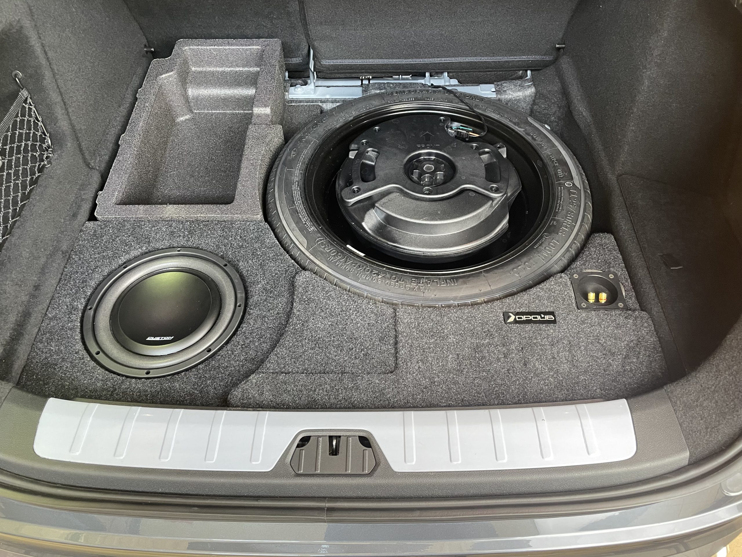 Корпус для сабвуфера Драйв Stels Geely Tugella к запаске 10" — фото 4