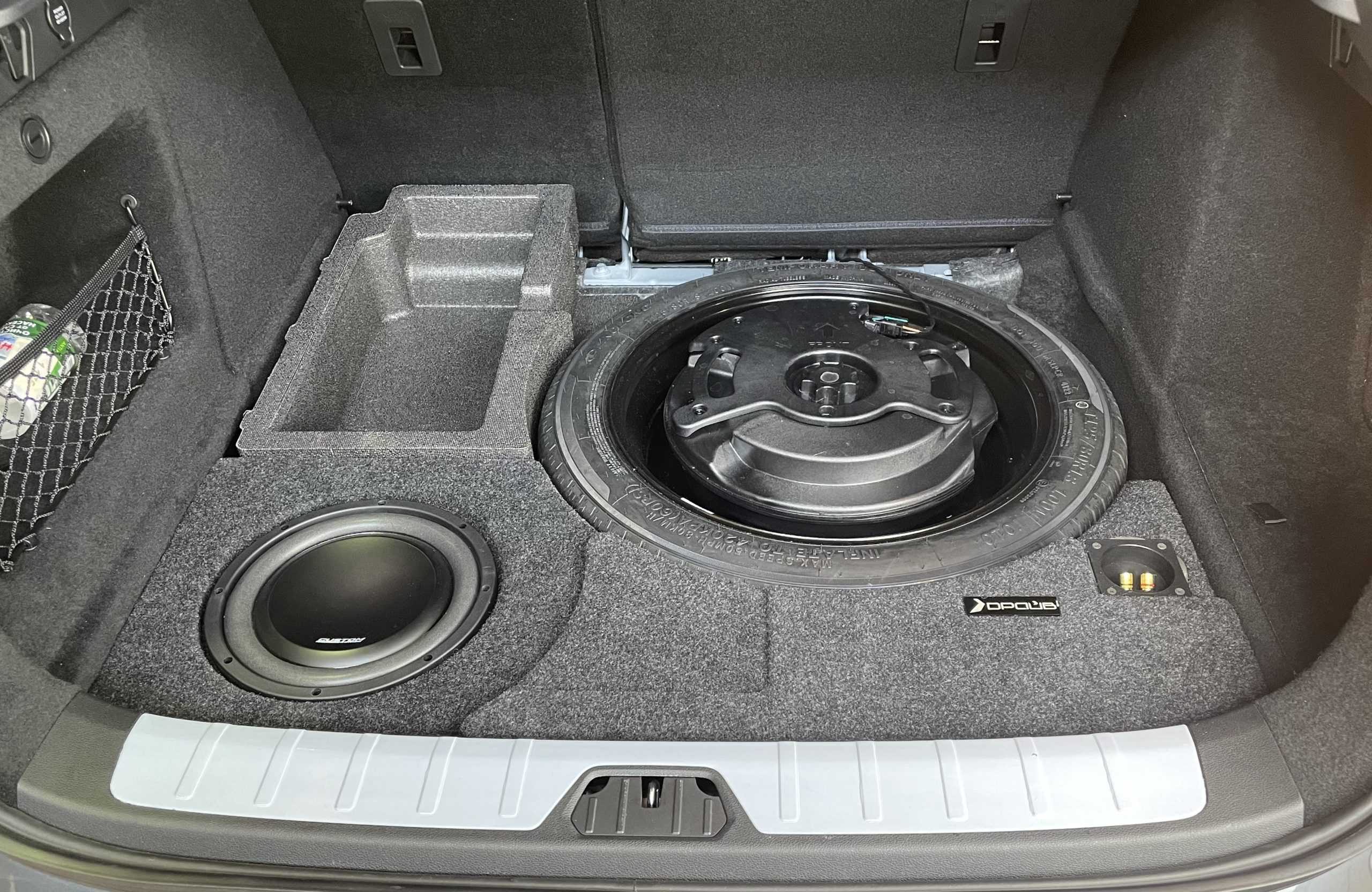 Корпус для сабвуфера Драйв Stels Geely Tugella к запаске 10" — фото 3