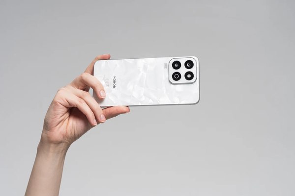 Смартфон Honor X7c 6GB/128GB (белый)