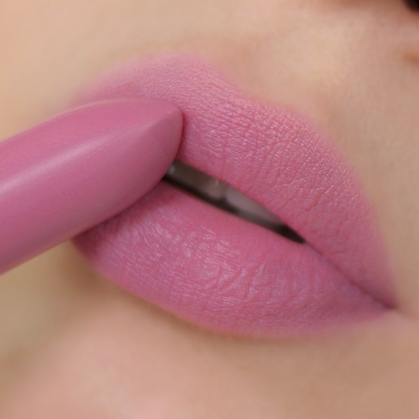 Помада для губ Relouis Icon Look Матовая тон 06 Glamour Guide