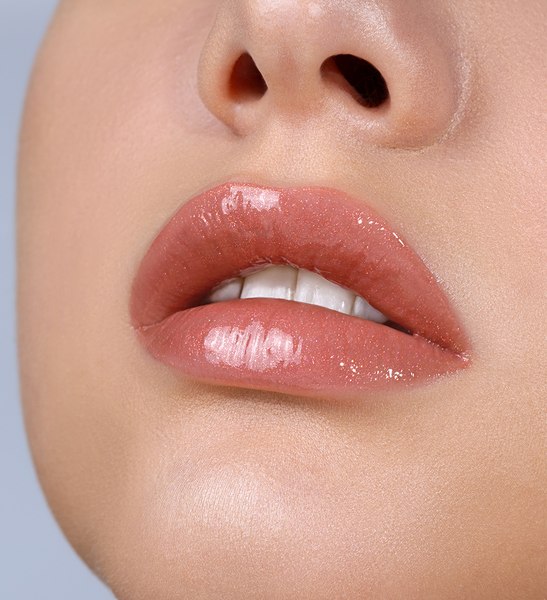 Блеск для губ LUXVISAGE Glass Shine тон 25 (2.8г)