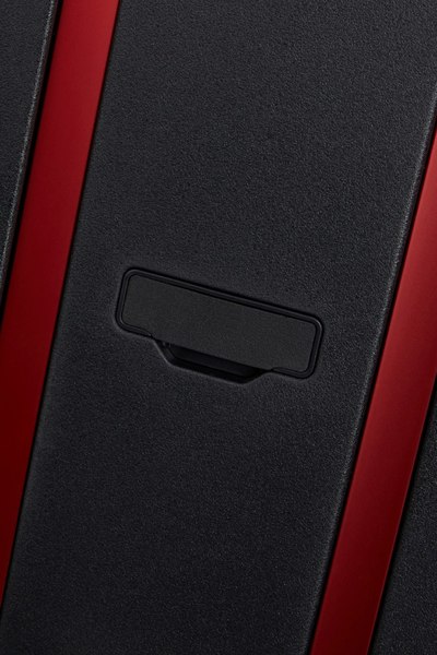 Чемодан на колесах Samsonite Essens KM0*18 003