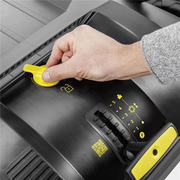 Подметальная машина Karcher KM 70/20 C 2SB (1.517-131.0)