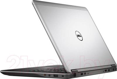 Ноутбук Dell Latitude E7440 P40G (CA014LE74406EM) - вид сзади