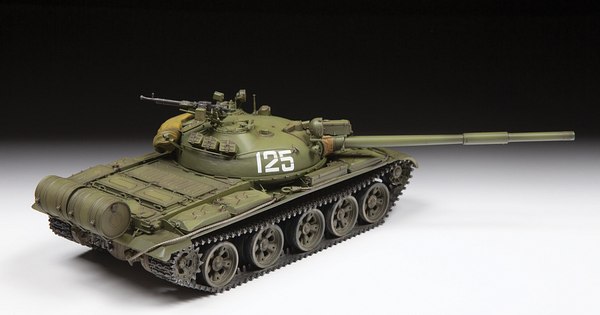 Сборная модель Звезда Советский боевой танк Т-62 (1974-1975) / 3673