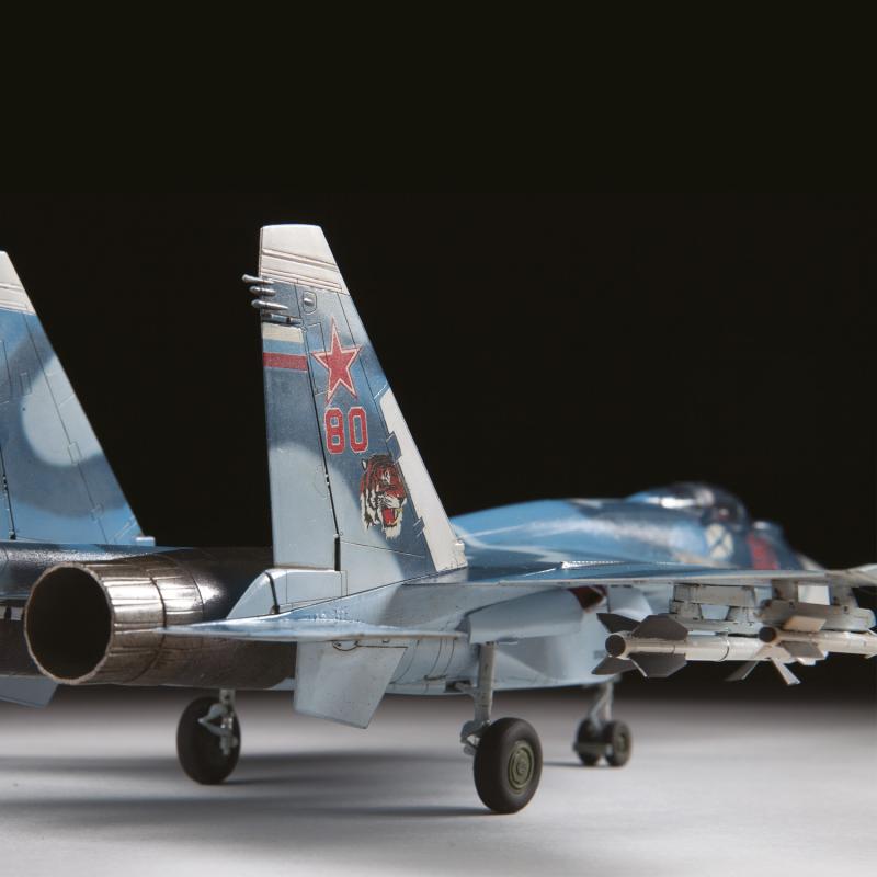 Сборная модель Звезда Самолёт Су-33 / 7297П — фото 2
