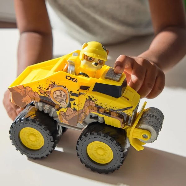 Бульдозер игрушечный PAW Patrol Rescue Wheels с фигуркой Крепыш / 63576