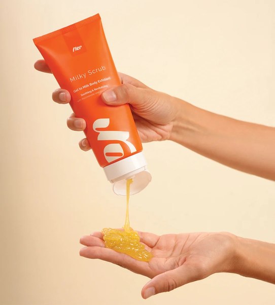 Скраб для тела Fler Milky Scrub/Gel to Milk Body Exfoliant с ниац. и экстр. женьшеня (200мл)