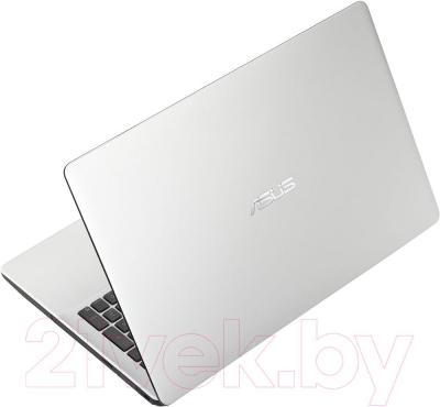 Ноутбук Asus X552CL-SX112D - вид сзади