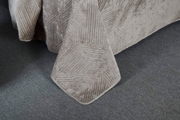 Набор текстиля для спальни Sofi de Marko Патрисия 160x220 / Пок-П-160x220б1 (бежевый 1)