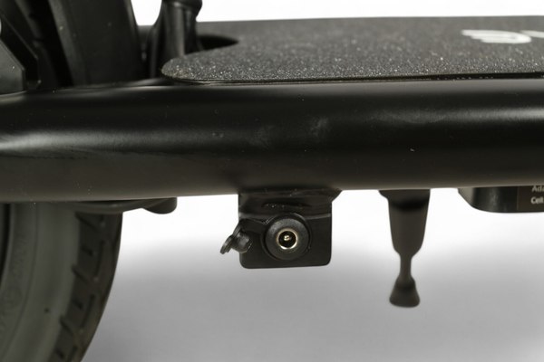 Электросамокат Samebike Comfort Pro 13 / SB-C22 (черный)