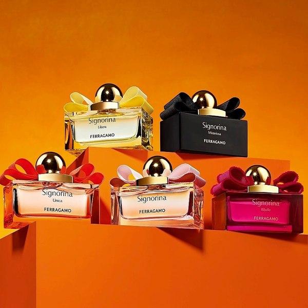 Парфюмерная вода Salvatore Ferragamo Signorina Unica (100мл)