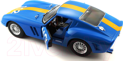 Масштабная модель автомобиля Bburago Феррари 250 GTO / 18-26305 (синий)