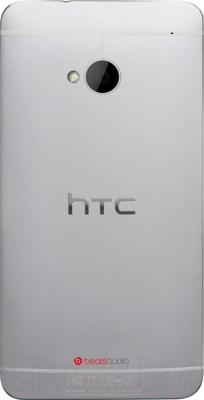 Смартфон HTC One Dual 16GB (серебристый) - вид сзади