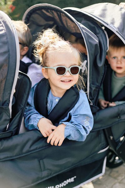 Очки солнцезащитные Beaba Sunglasses 9-24 mois Square Lucky Vert sauge / 930394