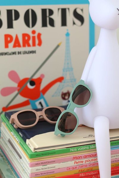 Очки солнцезащитные Beaba Sunglasses 9-24 mois Square Lucky Vert sauge / 930394