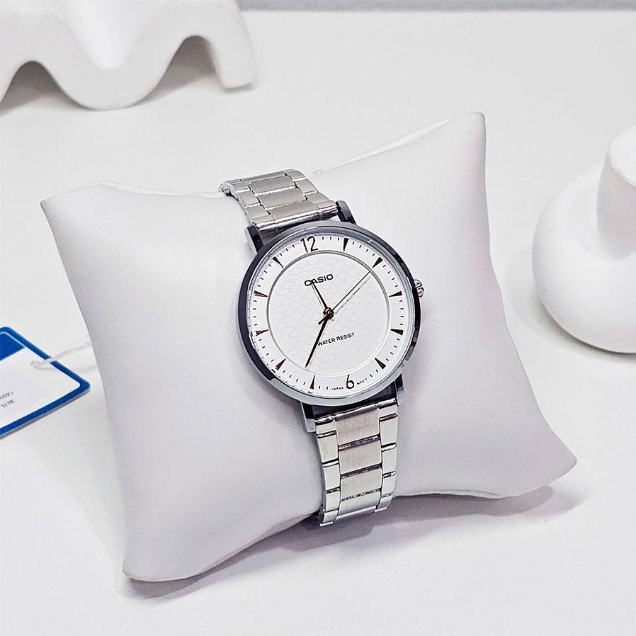 Часы наручные женские Casio LTP-VT04D-7A — фото 4