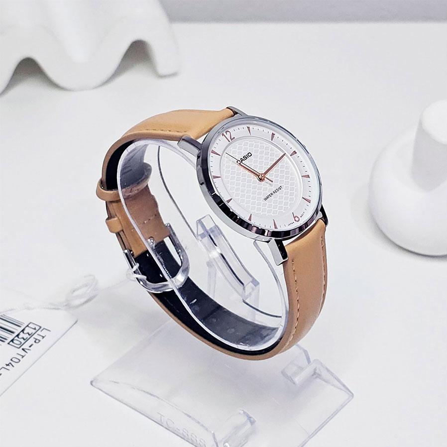 Часы наручные женские Casio LTP-VT04L-7A1 — фото 2