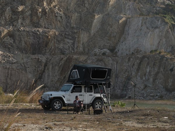Палатка на крышу автомобиля Wild Land Voyager 250 Pro / 900008-0003-0001