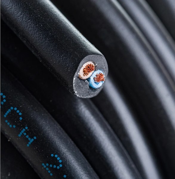 Провод силовой Rexant 01-8033-10 (10м, черный)