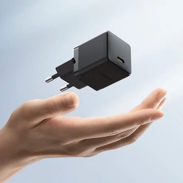 Адаптер питания сетевой Baseus Palm 30W EU / P10111605113-00 (черный)