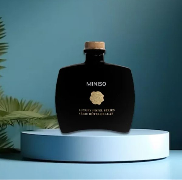 Аромадиффузор Miniso Reed Diffuser Sandalwood 2328