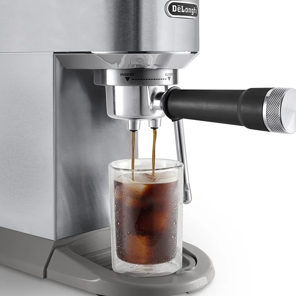 Купить Кофеварка эспрессо DeLonghi EC890.M в Молодечно
