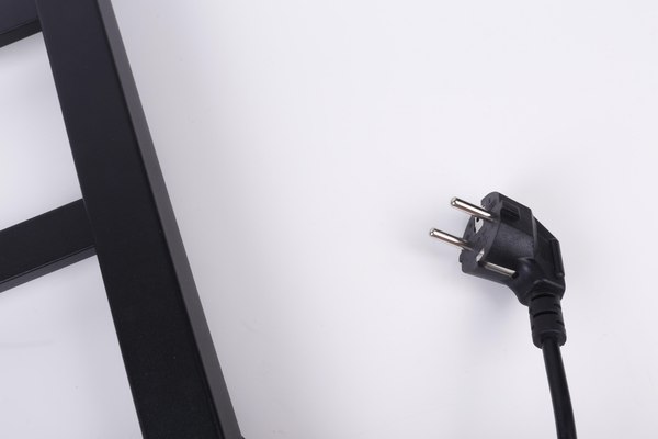 Купить Полотенцесушитель электрический Saniteco LD0103 в Барановичах