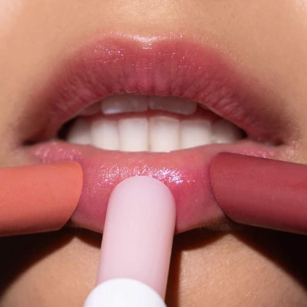 Бальзам для губ Artdeco Color Booster Lip Balm 1850.4P1 