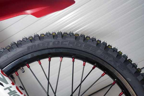 Мотоцикл BSE T9 Red Arrow TYX300SR / B0T9YD015HRR1