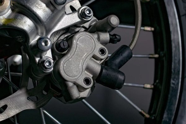Мотоцикл BSE Z9 Red Metallic S ZS175 FMM-5 / B0Z9ND025HRH1