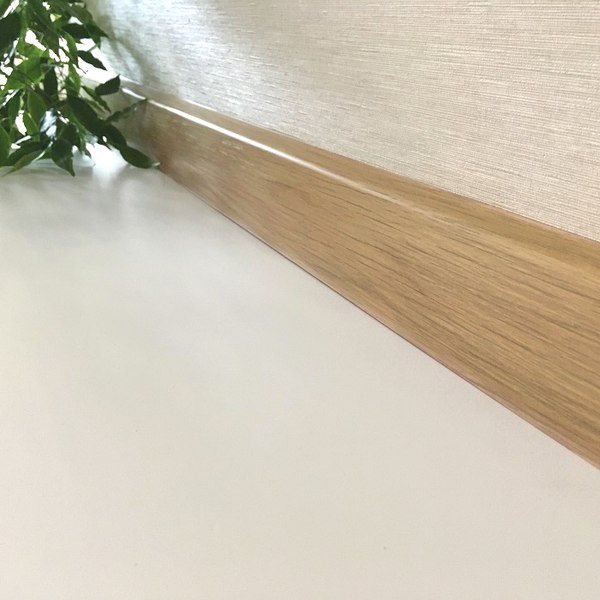 Плинтус DekorPlast 67мм LL012+LK001 (дуб седан)