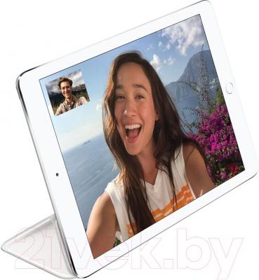 Чехол для планшета Apple iPad mini Smart Cover MGNK2ZM/A (белый) - пример использования