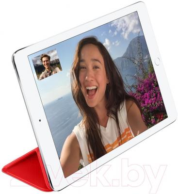 Чехол для планшета Apple iPad Air Smart Cover / MGTP2 (красный) - пример использования