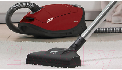 Пылесос Miele SGEA0 Complete C3 Cat&Dog (Blackberry Red)