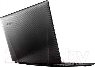 Ноутбук Lenovo Y40-70 (59416789) - вид сзади