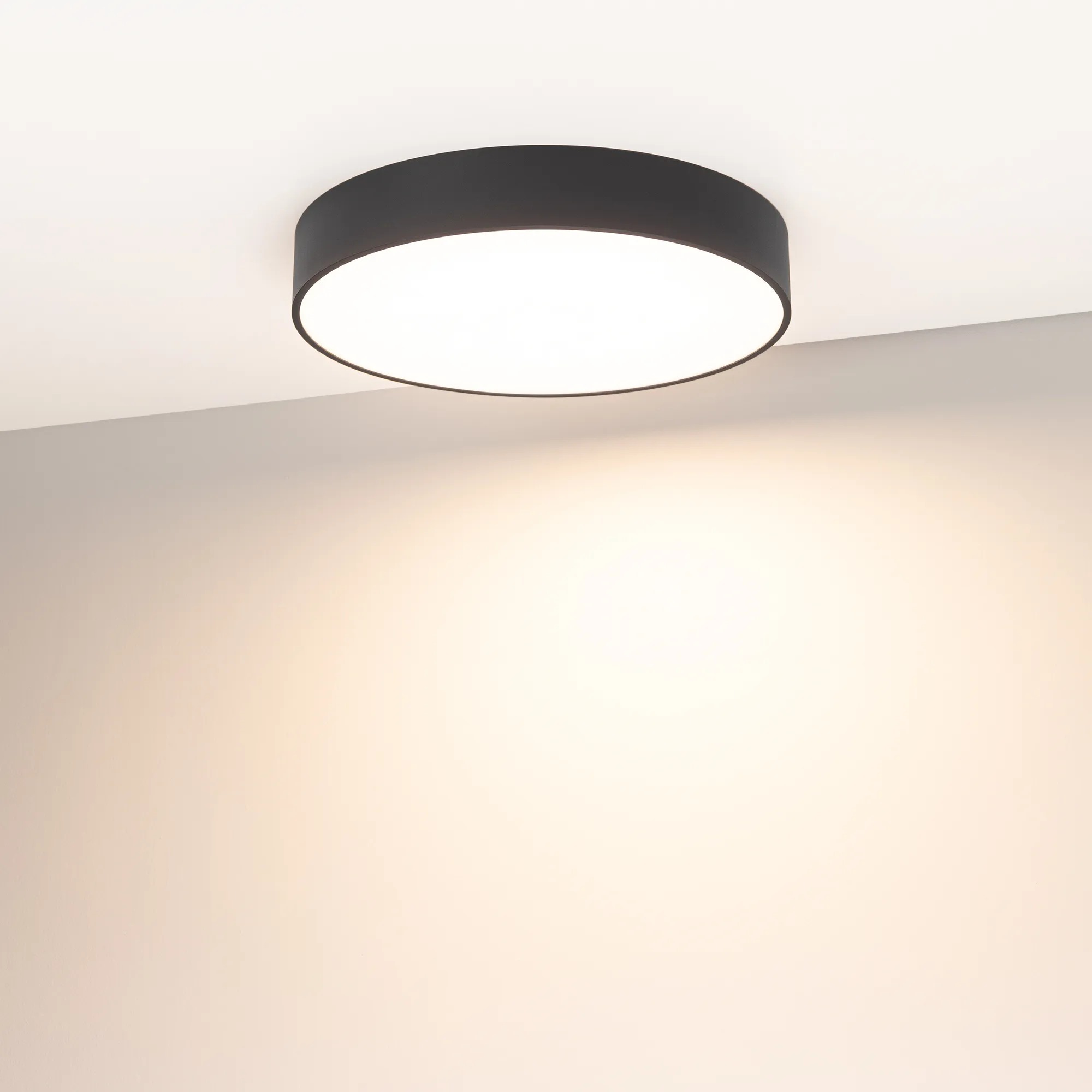 Потолочный светильник Arlight SP-RONDO-R400-40W Warm3000 BK 120deg / 034814 — фото 3