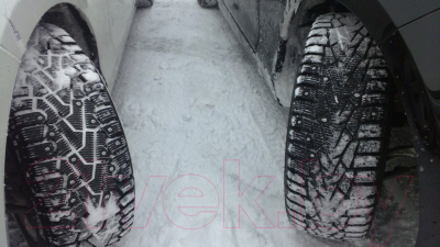 Зимняя шина Pirelli Winter Ice Zero 215/50R17 95T (шипы)
